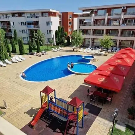 Large Studio Apt, Nesebar Fort 阳光海滩